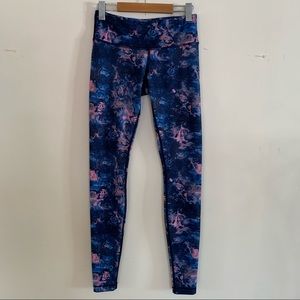 Lululemon blue and pink full length leggings